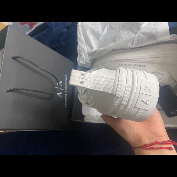 Armani Exchange sneakers - Picture 3 of 4